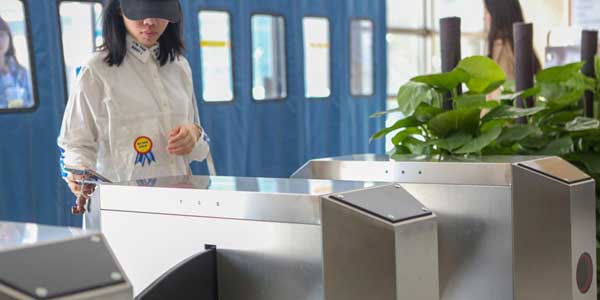 学校智慧门禁系统 学校智慧门禁系统
